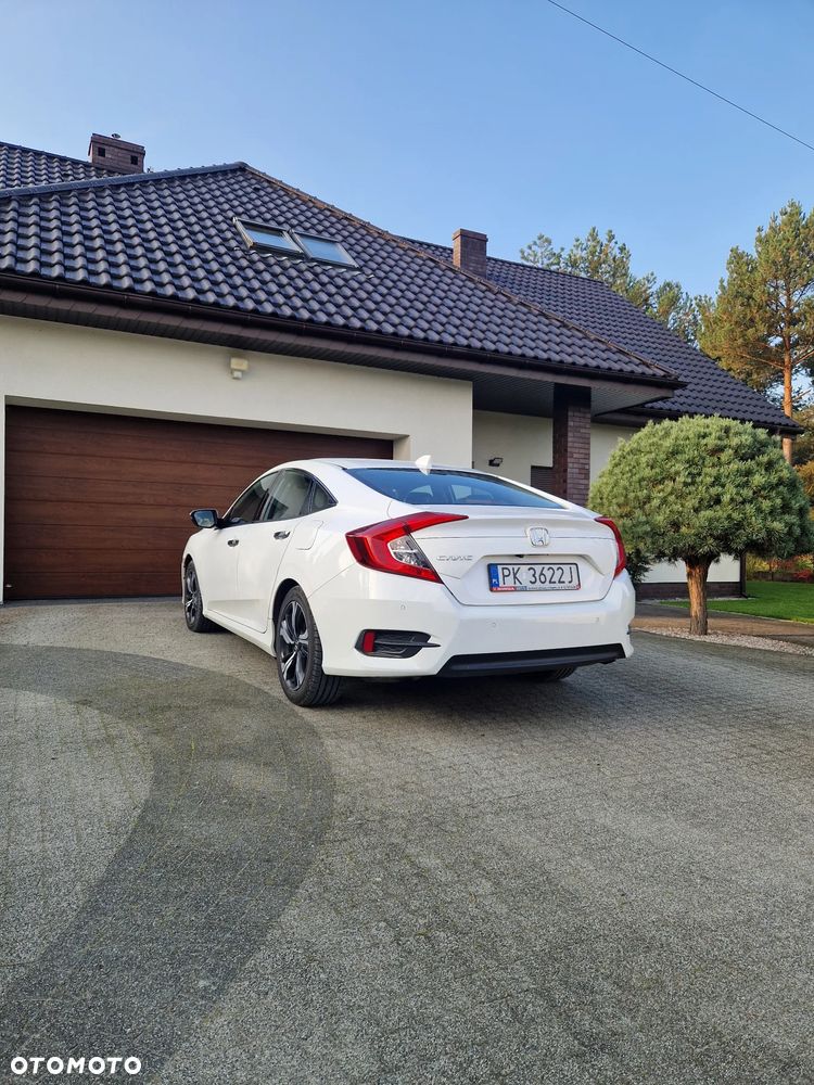 Honda Civic 2018 photo 4