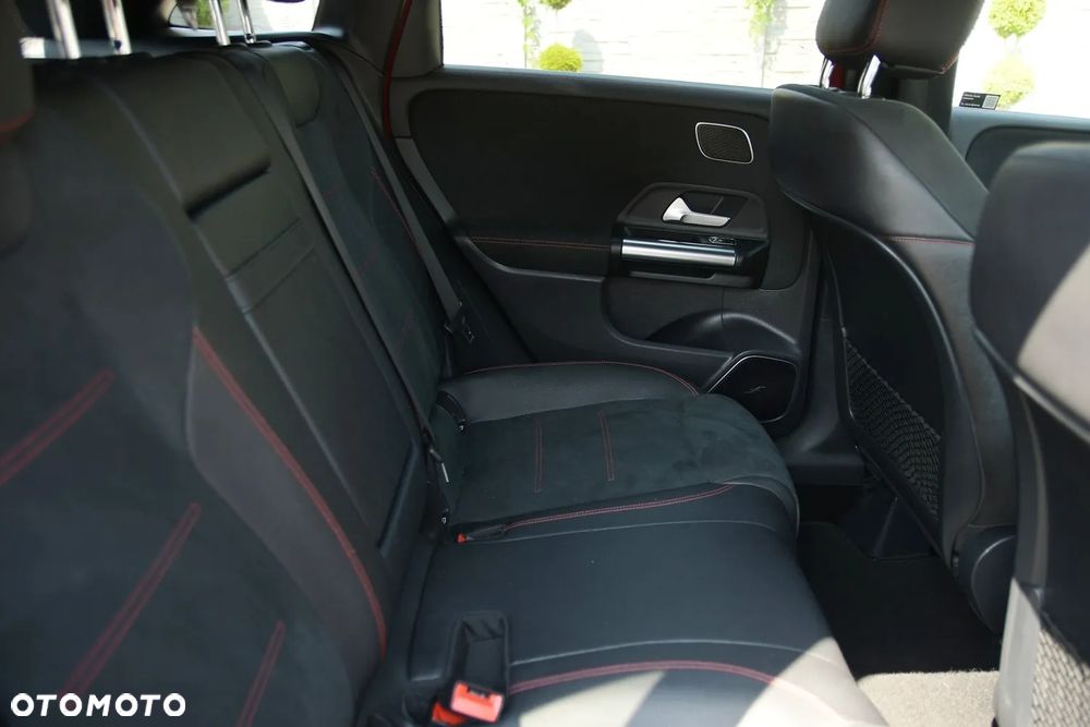 Mercedes-Benz Klasa B 200 AMG Line 7G-DCT - 22