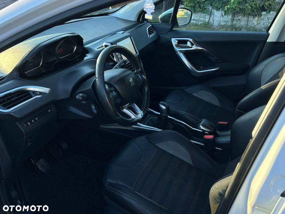 Peugeot 2008 e-HDi FAP 115 STOP & START Allure - 9