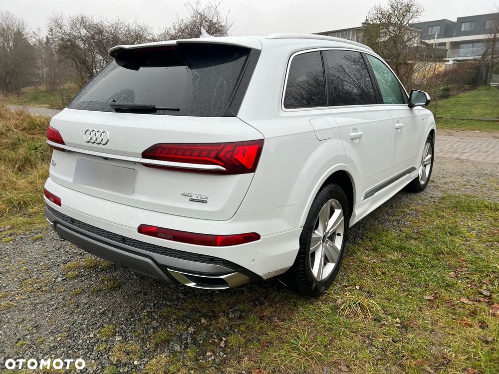 Audi Q7 - 4