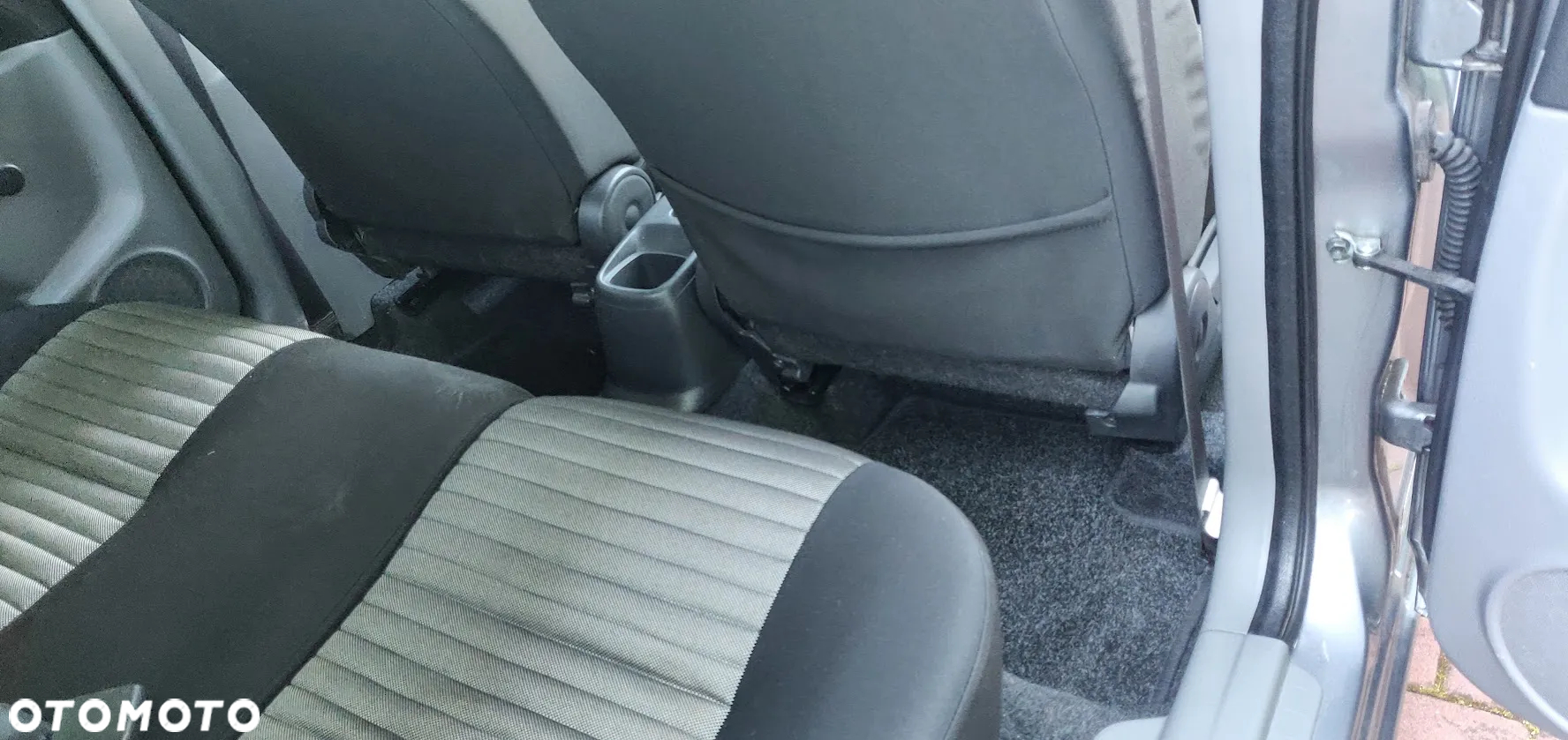Suzuki SX4 1.5 Comfort - 14