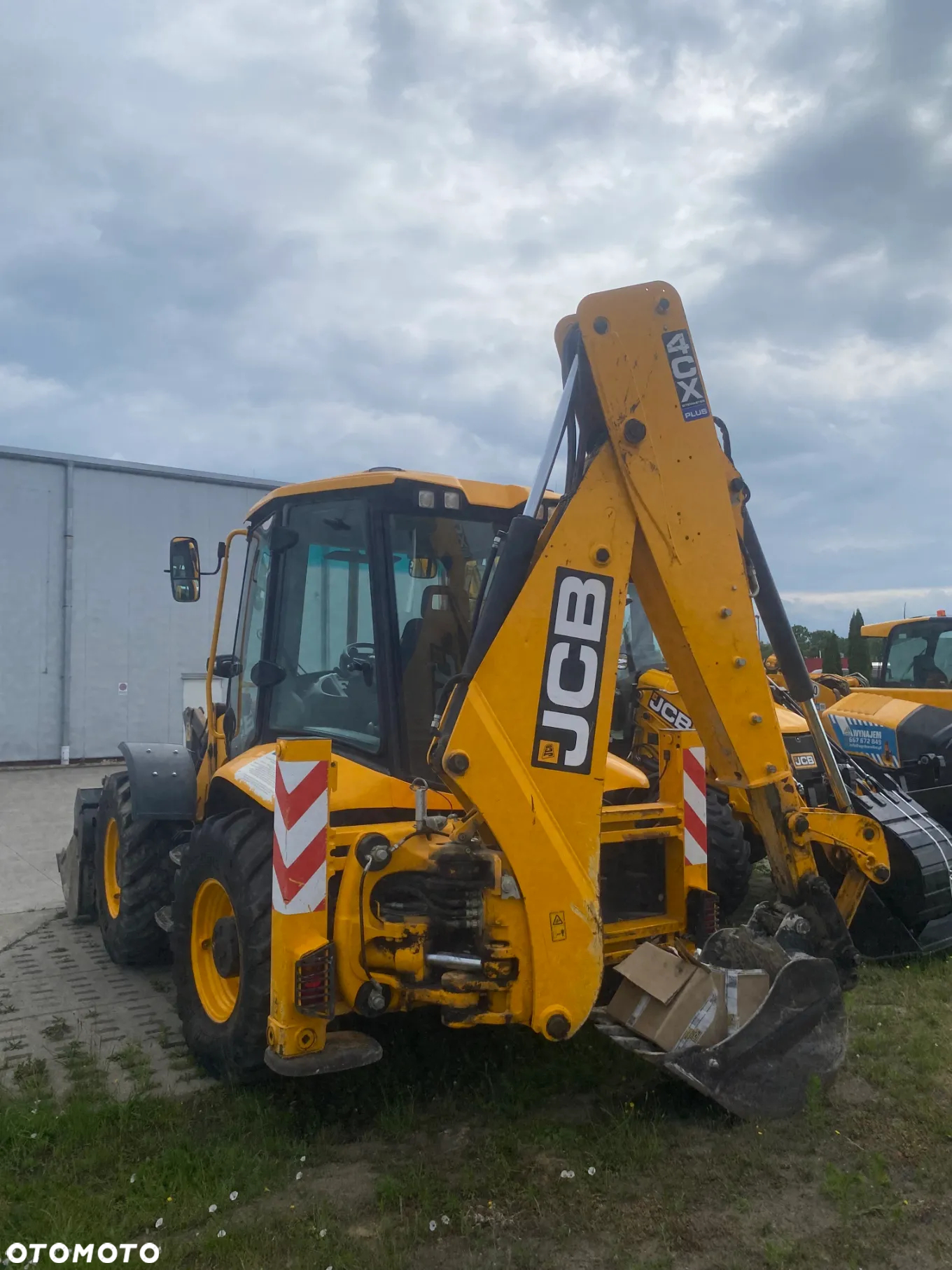 JCB 4CX PLUS - 8