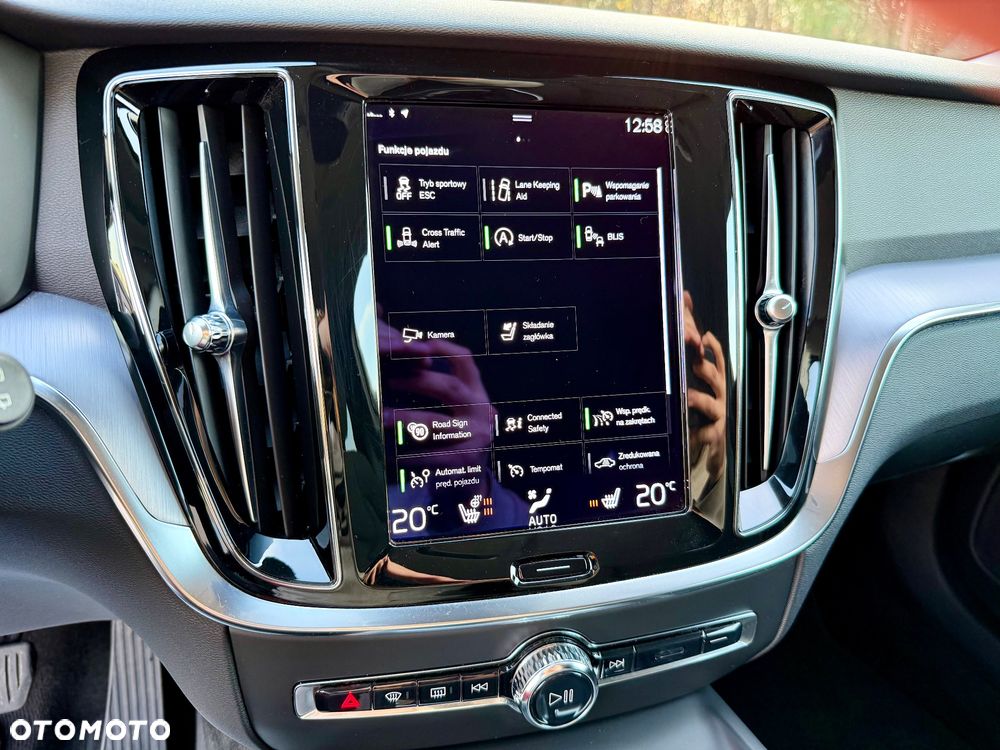 Volvo V60 B4 D Geartronic Momentum - 18