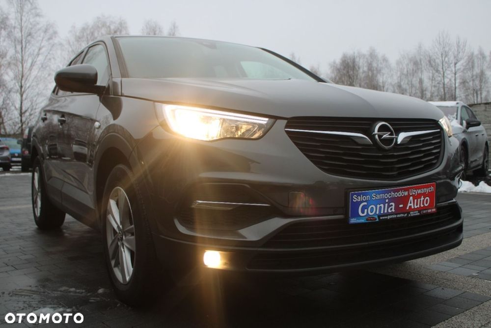 Opel Grandland X - 16