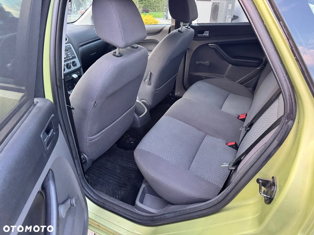 Ford Focus - 26