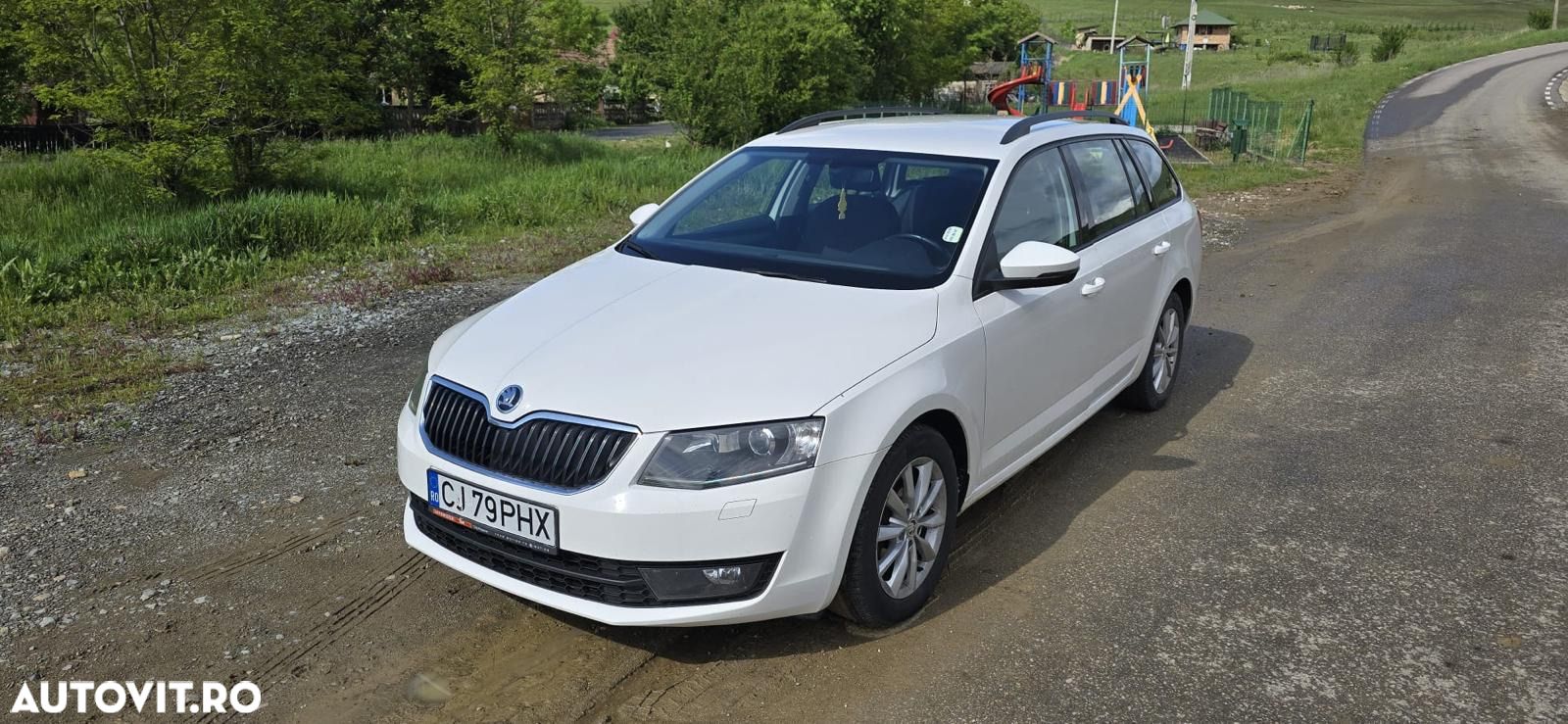 Skoda Octavia Combi 1.6 TDI (Green tec) Active - 1