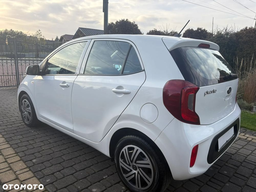 Kia Picanto - 32
