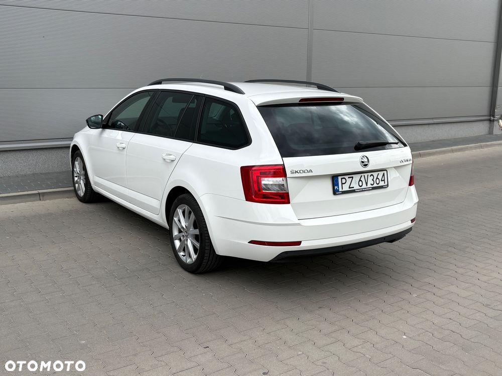 Skoda Octavia 1.4 TSI Ambition - 29