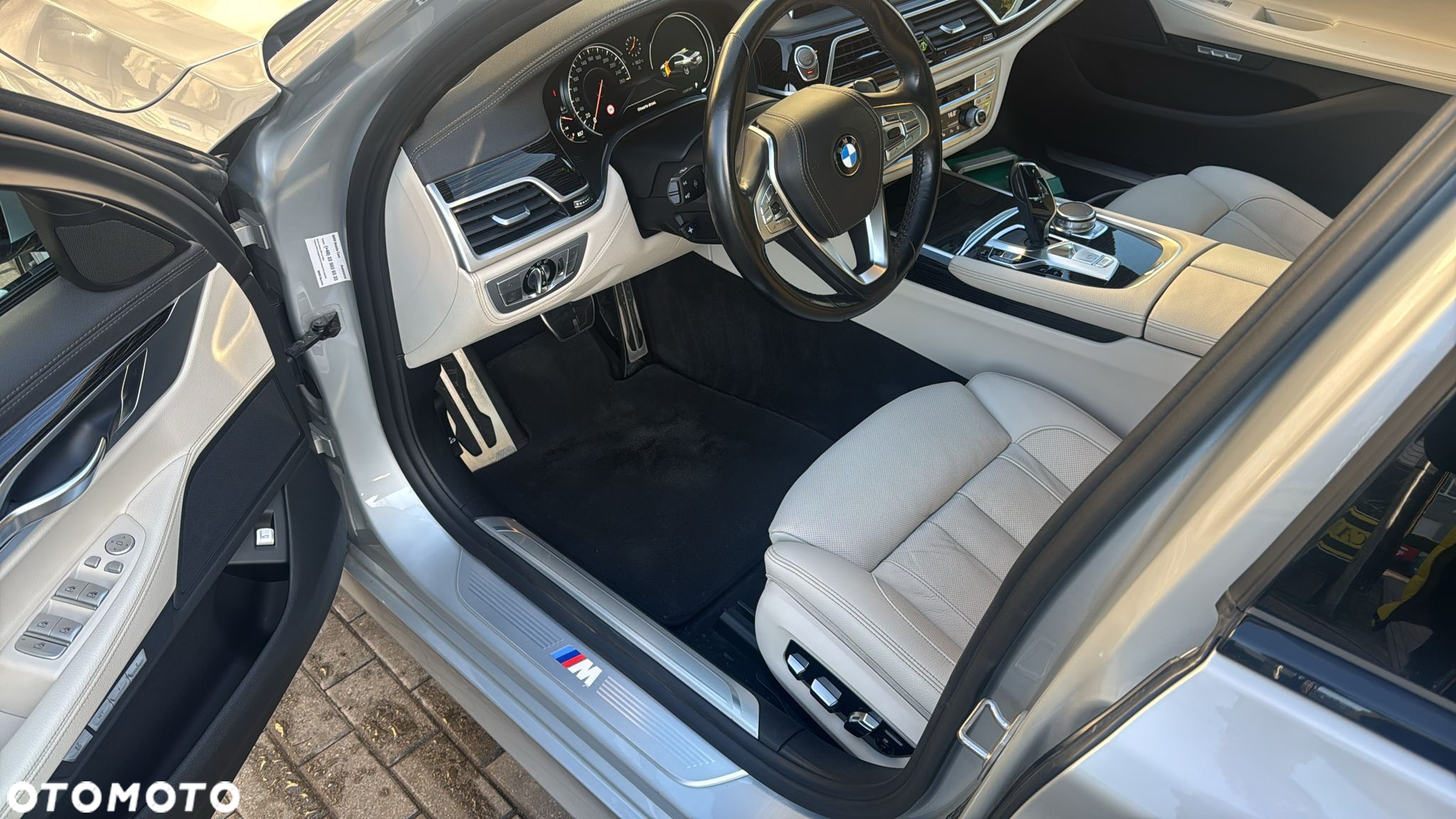 BMW Seria 7 730d xDrive - 13