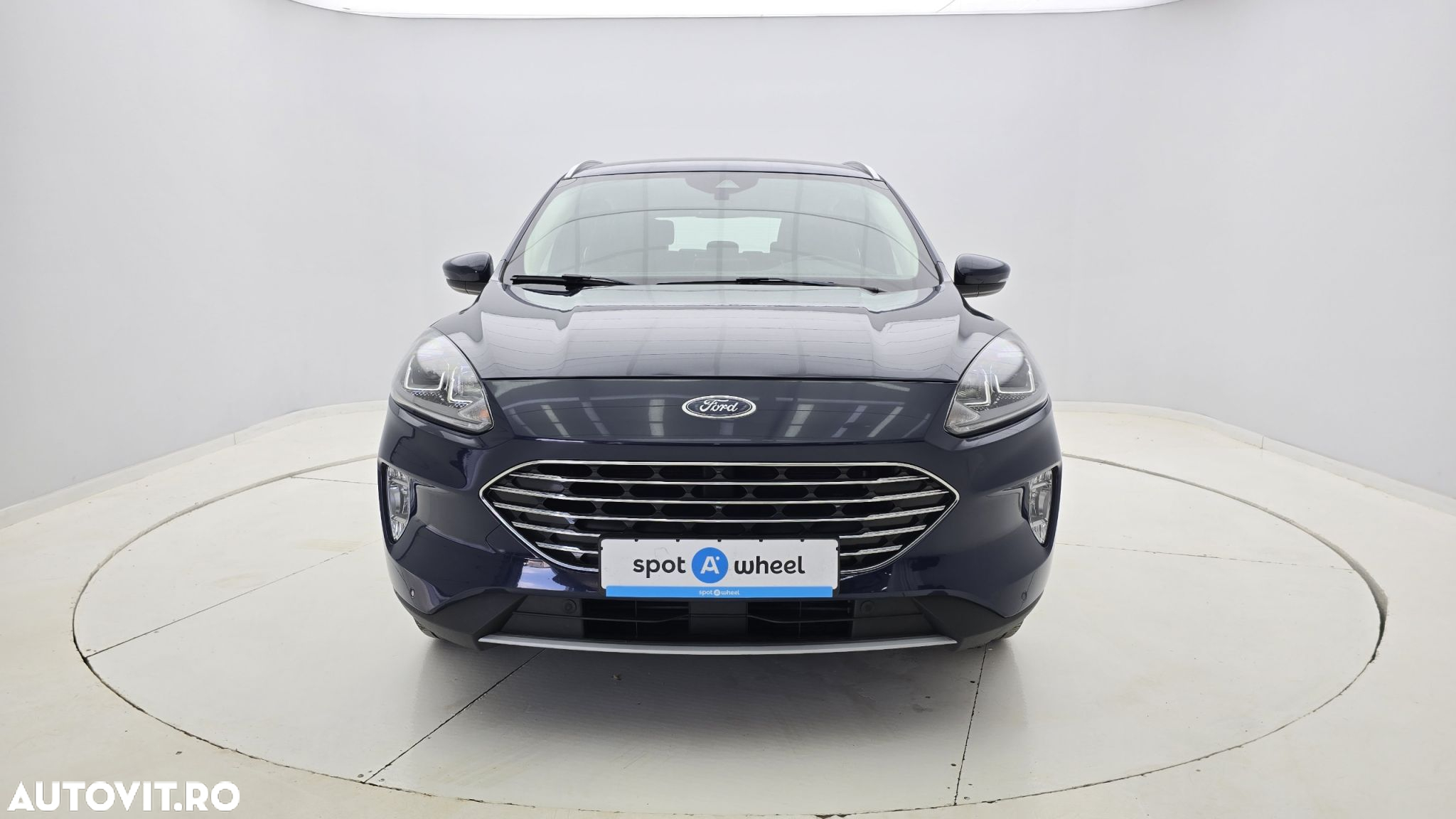 Ford Kuga - 2