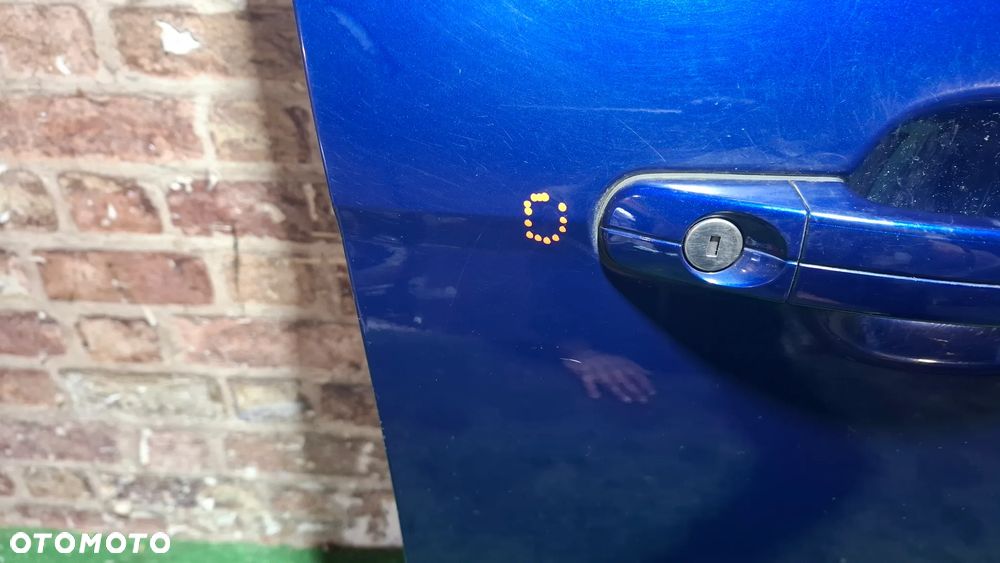 DRZWI Przód Prawe Kompletne FORD FOCUS MK3 HB/KOMBI 10- KOD: 1D - 7