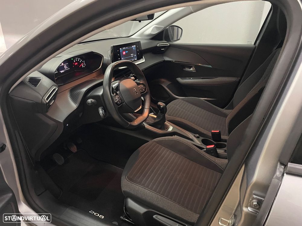 Peugeot 208 1.2 PureTech SE Style - 10