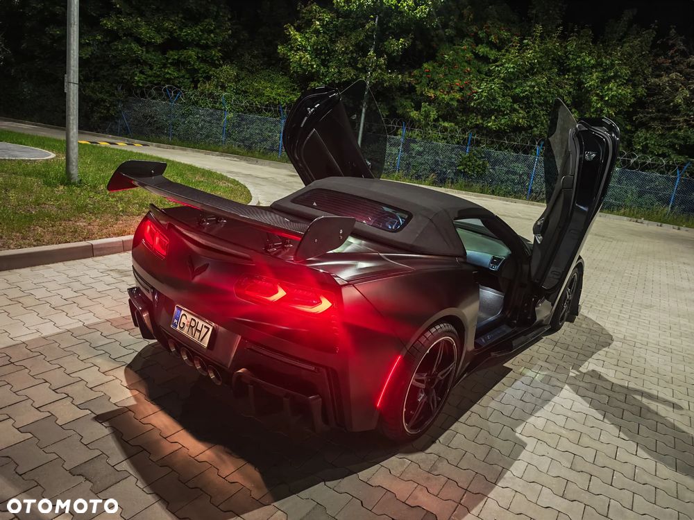 Chevrolet Corvette - 7