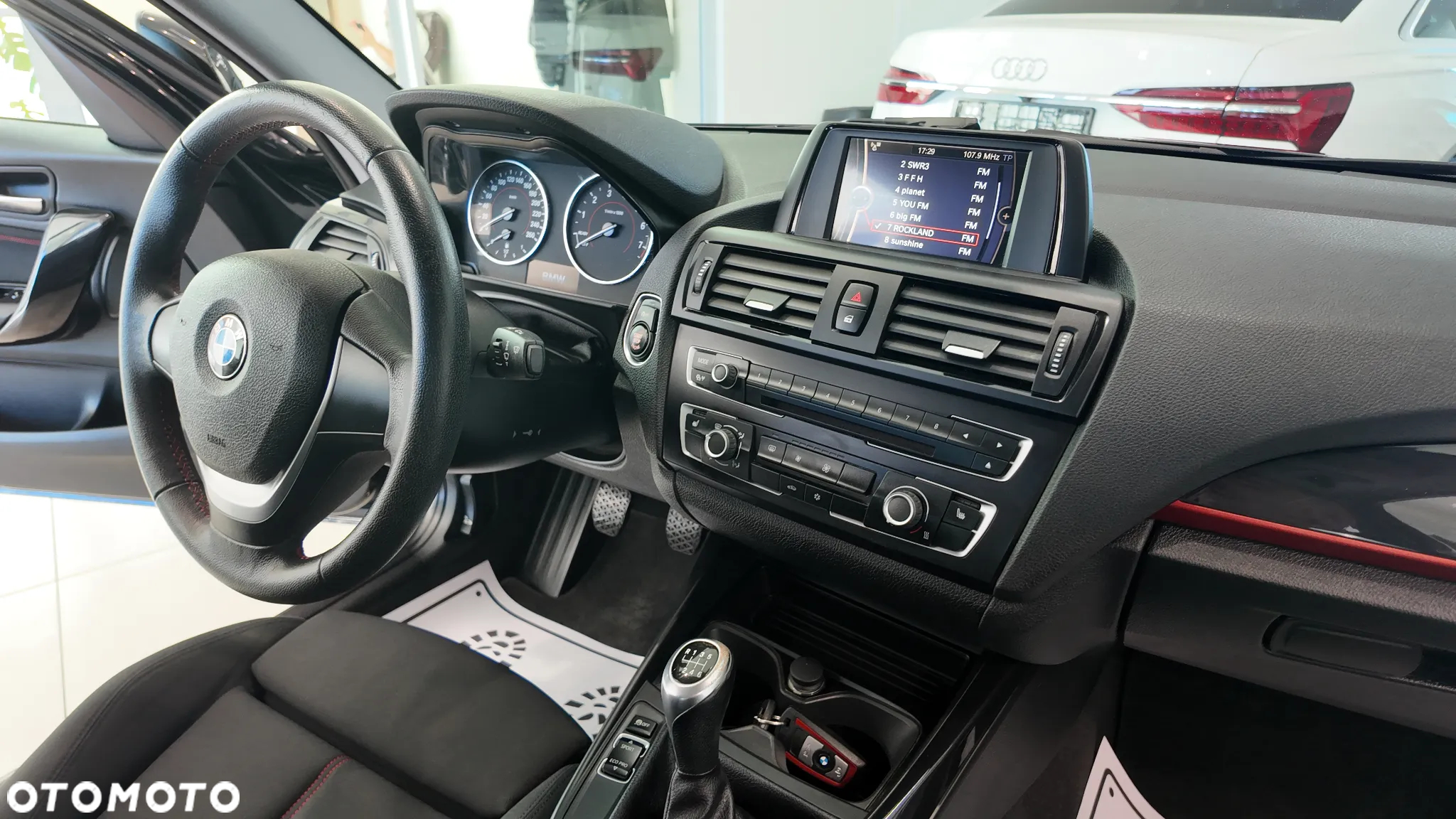 BMW Seria 1 116i Sport Line - 37