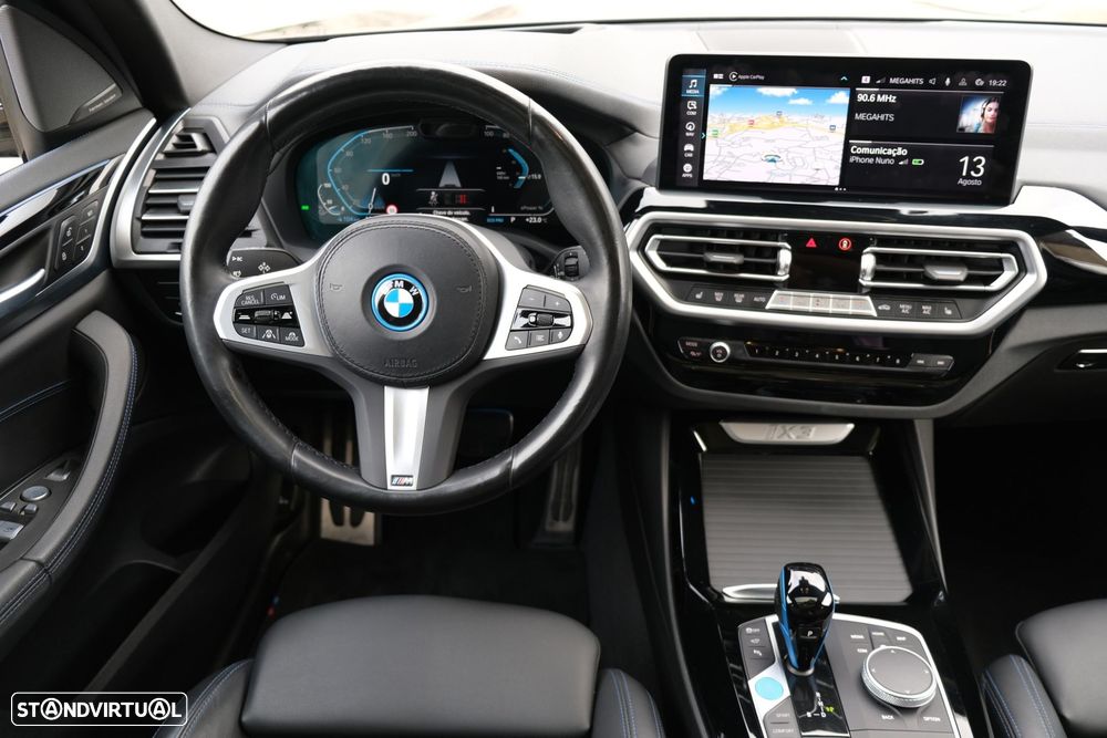 BMW iX3 M Sport Impressive - 10