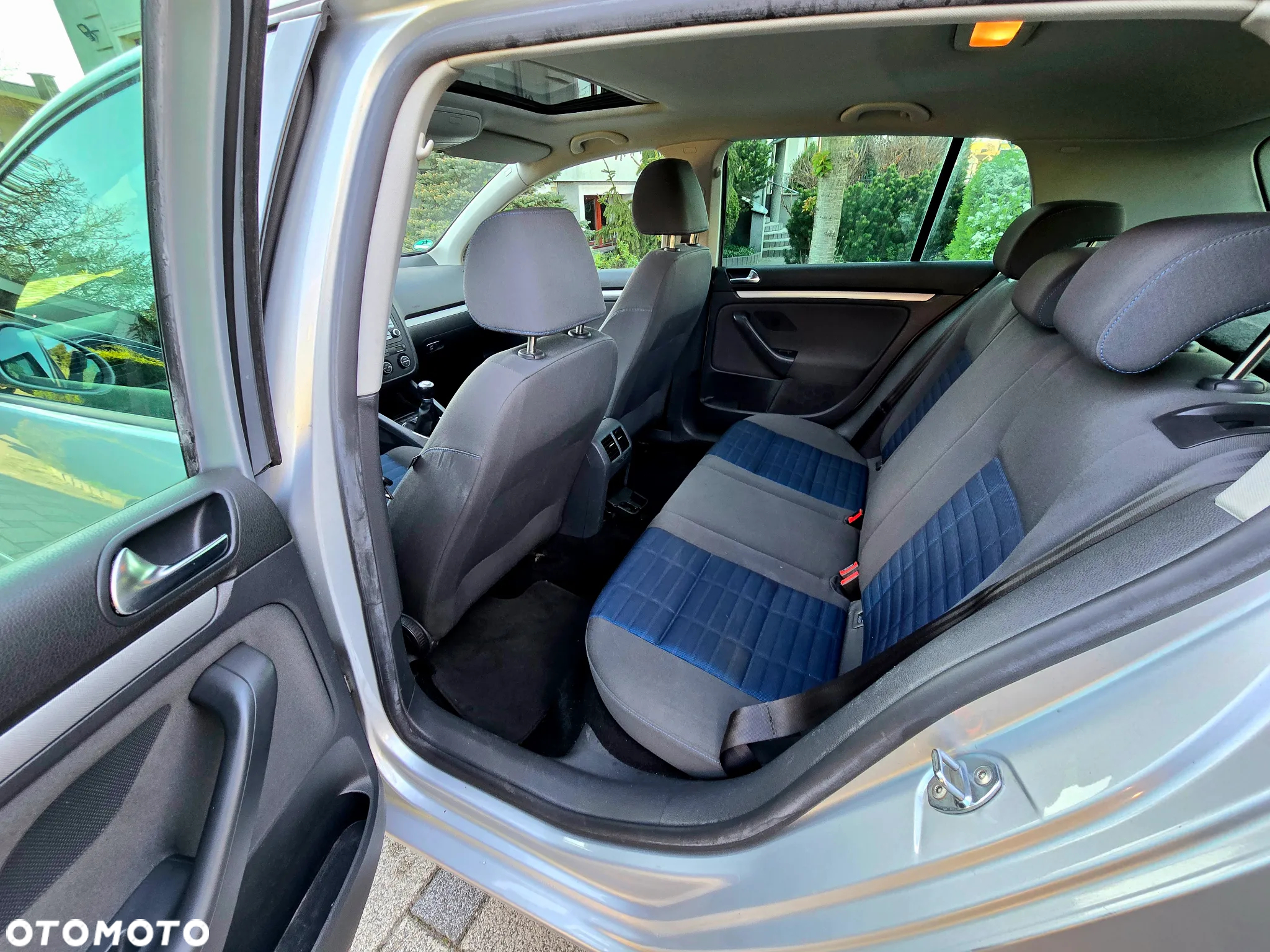 Volkswagen Golf - 13