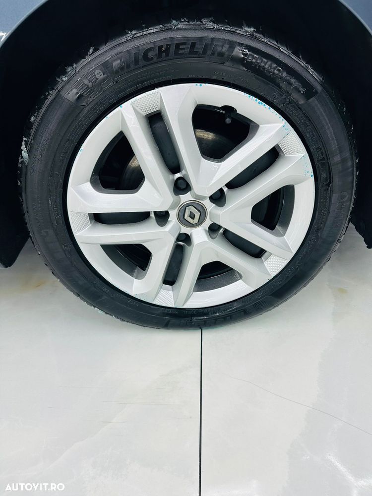 Renault Megane BLUE dCi 115 BUSINESS EDITION - 10