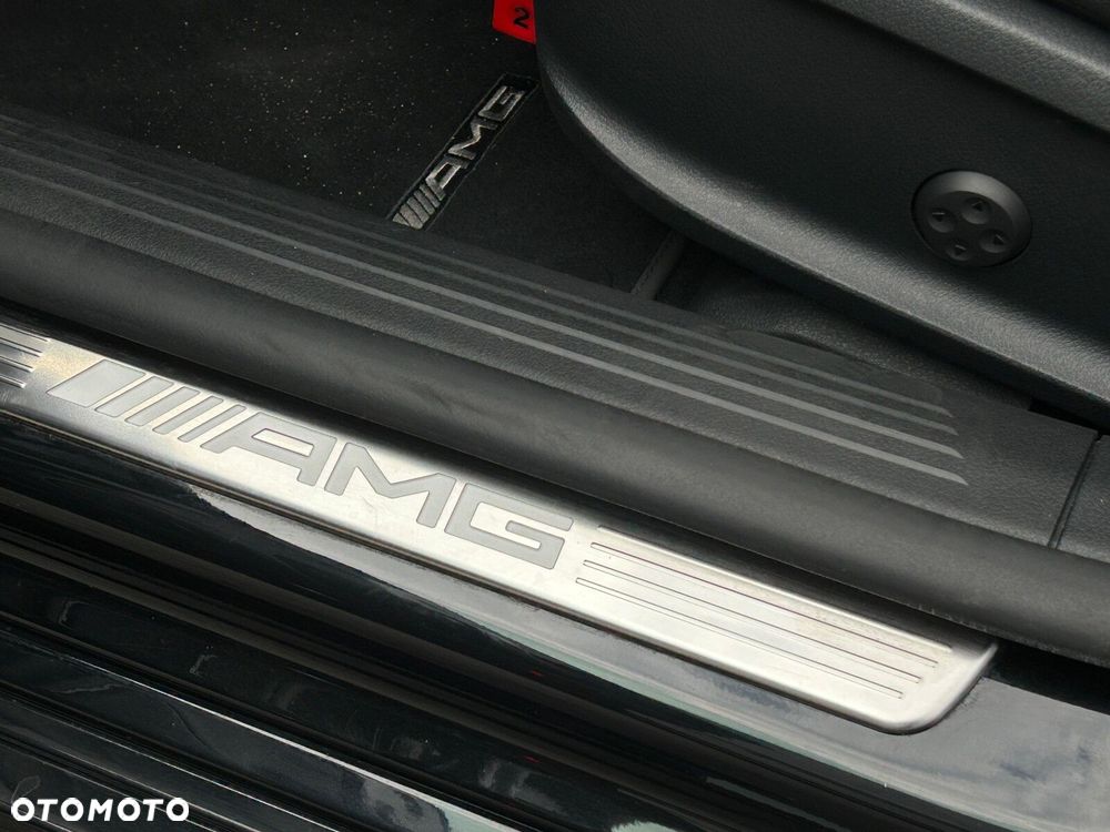 Mercedes-Benz CLA AMG 35 4-Matic 7G-DCT - 34