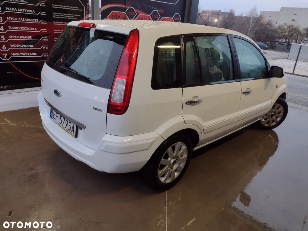 Ford Fusion 1.4 TDCI Ambiente - 2