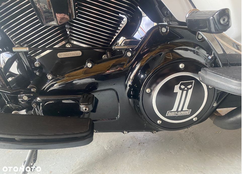 Harley-Davidson FLHTCU Ultra - 14