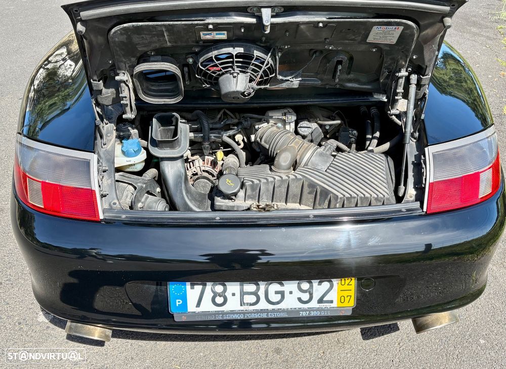 Porsche 911 (996) Carrera - 22