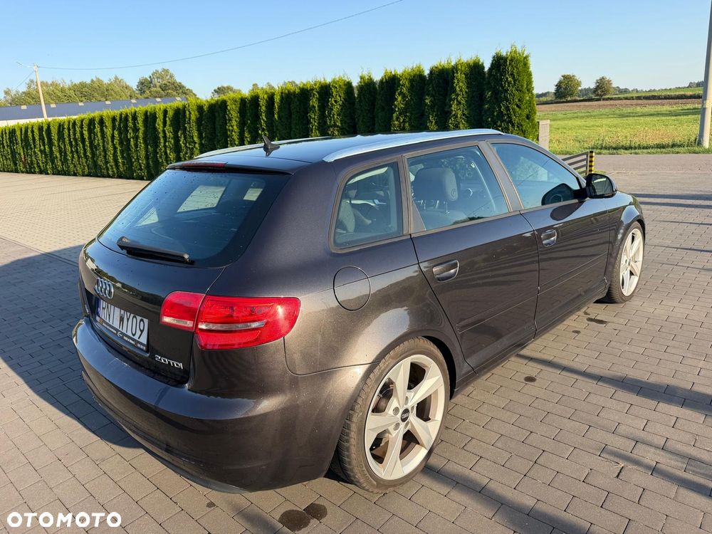 Audi A3 Sportback - 11