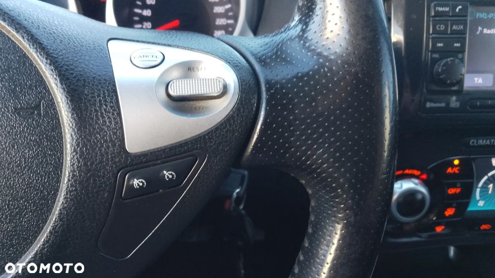 Nissan Juke 1.6 Xtronic Acenta - 16