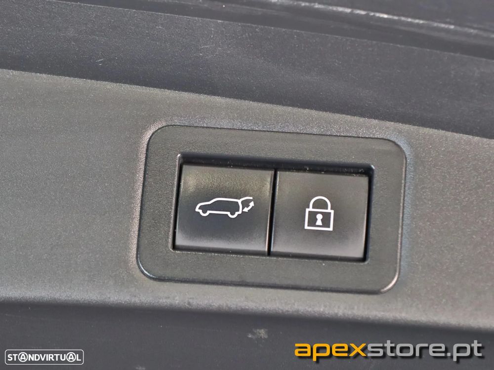 Toyota Corolla 1.8 Hybrid Exclusive - 22