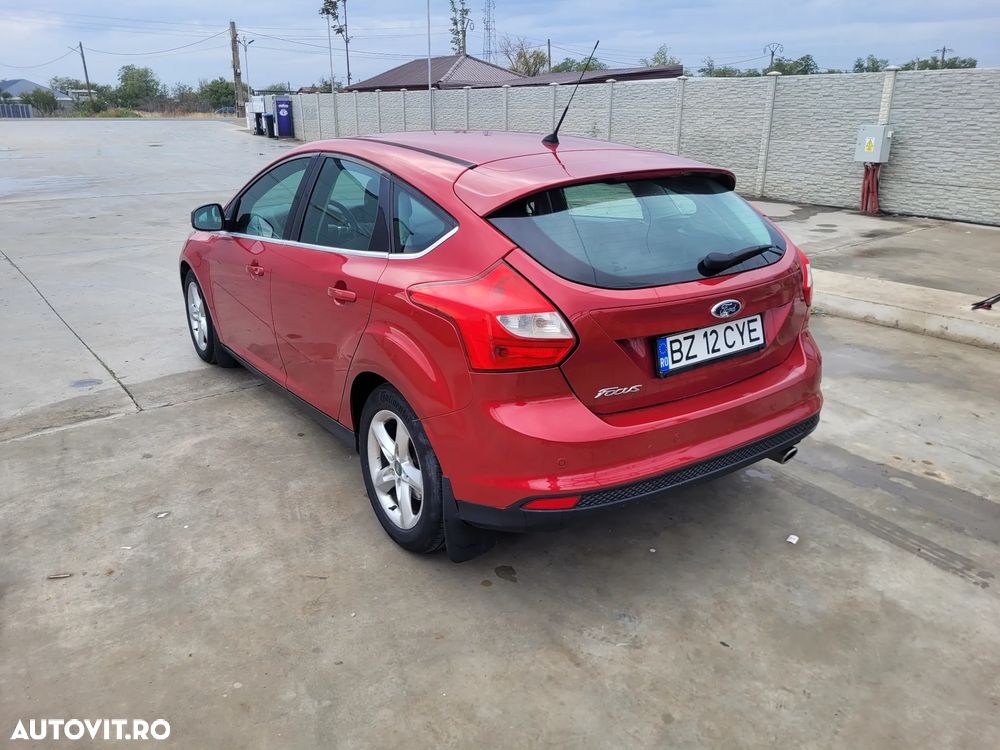 Ford Focus - 12