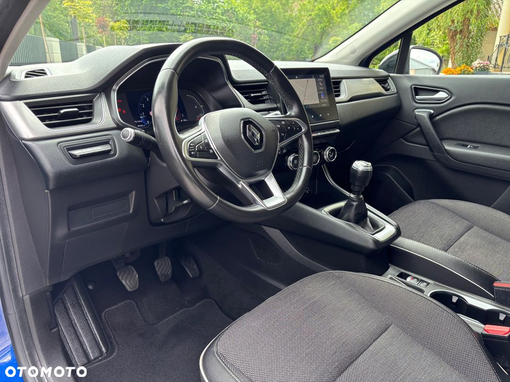 Renault Captur - 16