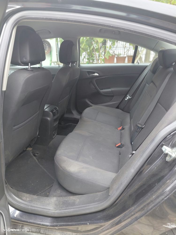 Opel Insignia - 18