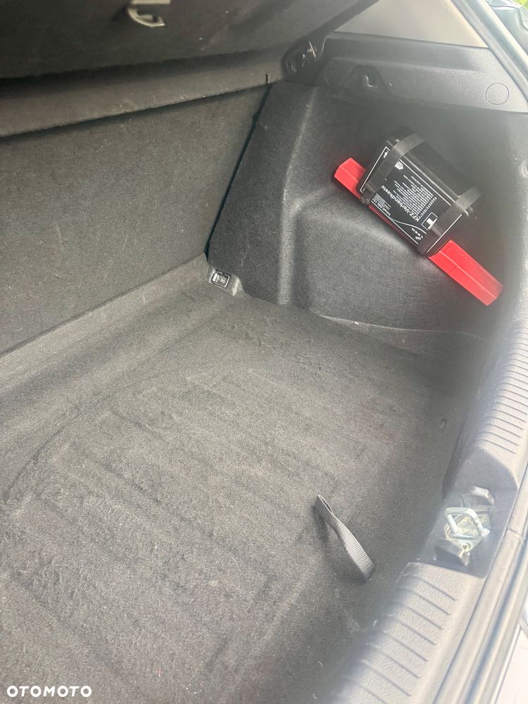 Kia Ceed 1.4 L Business Line - 28