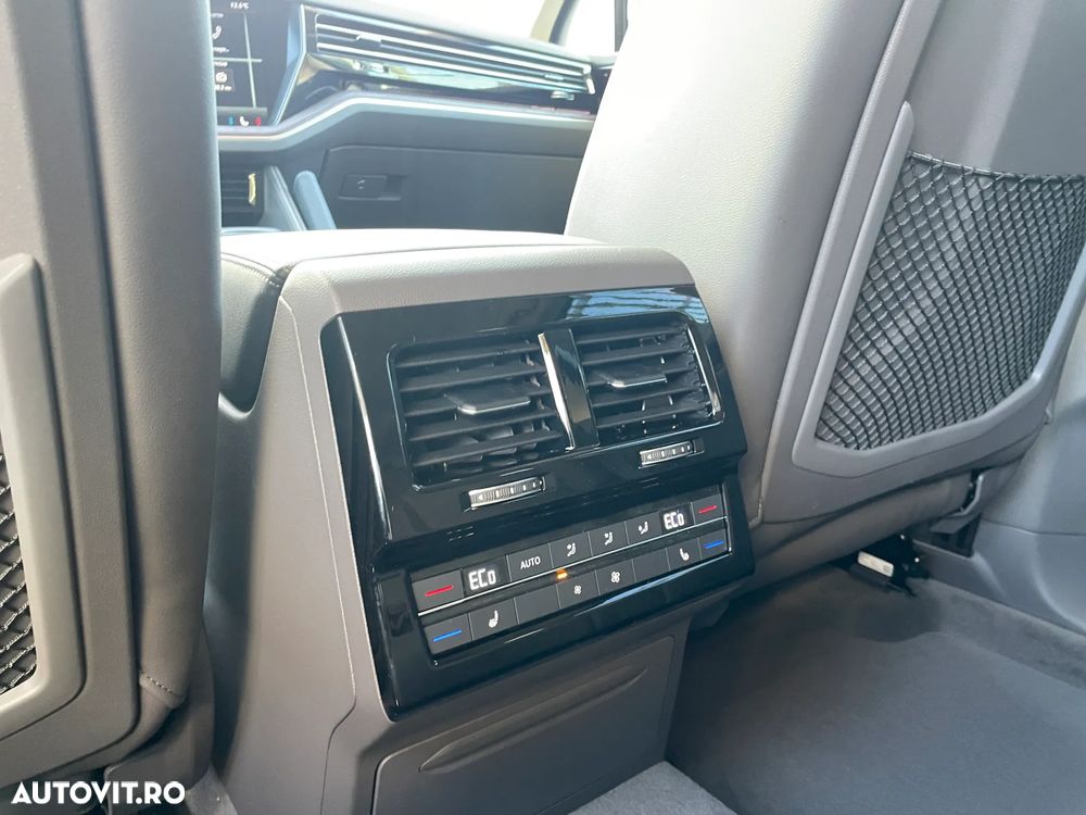 Volkswagen Touareg V6 TDI Elegance - 23