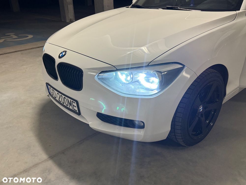 BMW Seria 1 116d EfficientDynamics Sport Line - 21