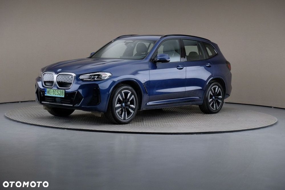 BMW iX3 - 1