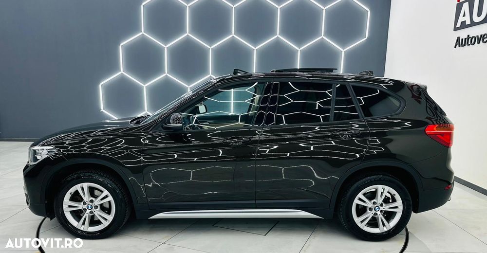 BMW X1 xDrive18d xLine - 38