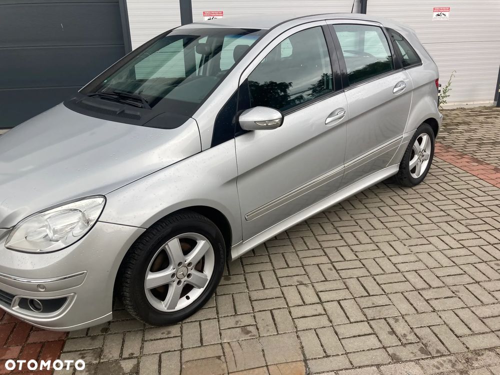 Mercedes-Benz Klasa B 200 Autotronic - 4
