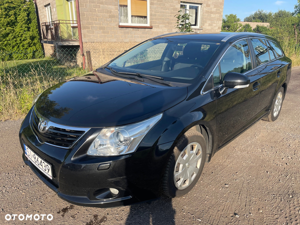 Toyota Avensis 1.6 Luna EU5