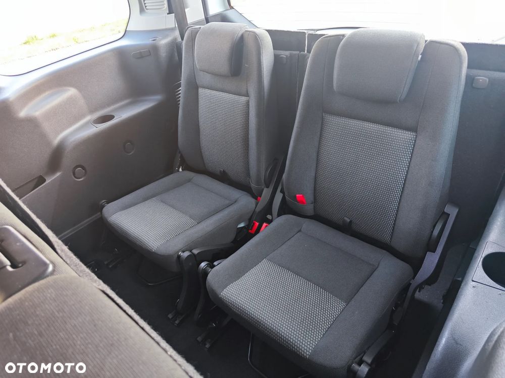 Ford Tourneo Connect Grand 1.5TDCi Ambiente - 29