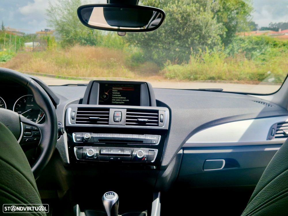 BMW 116 d Line Urban - 12