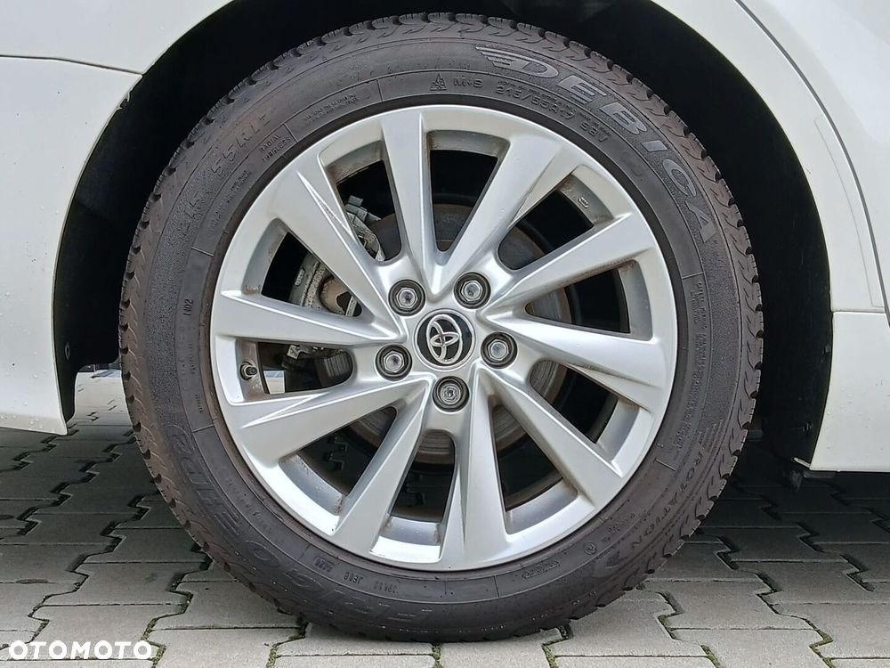 Toyota Camry 2.5 Hybrid Comfort CVT - 38