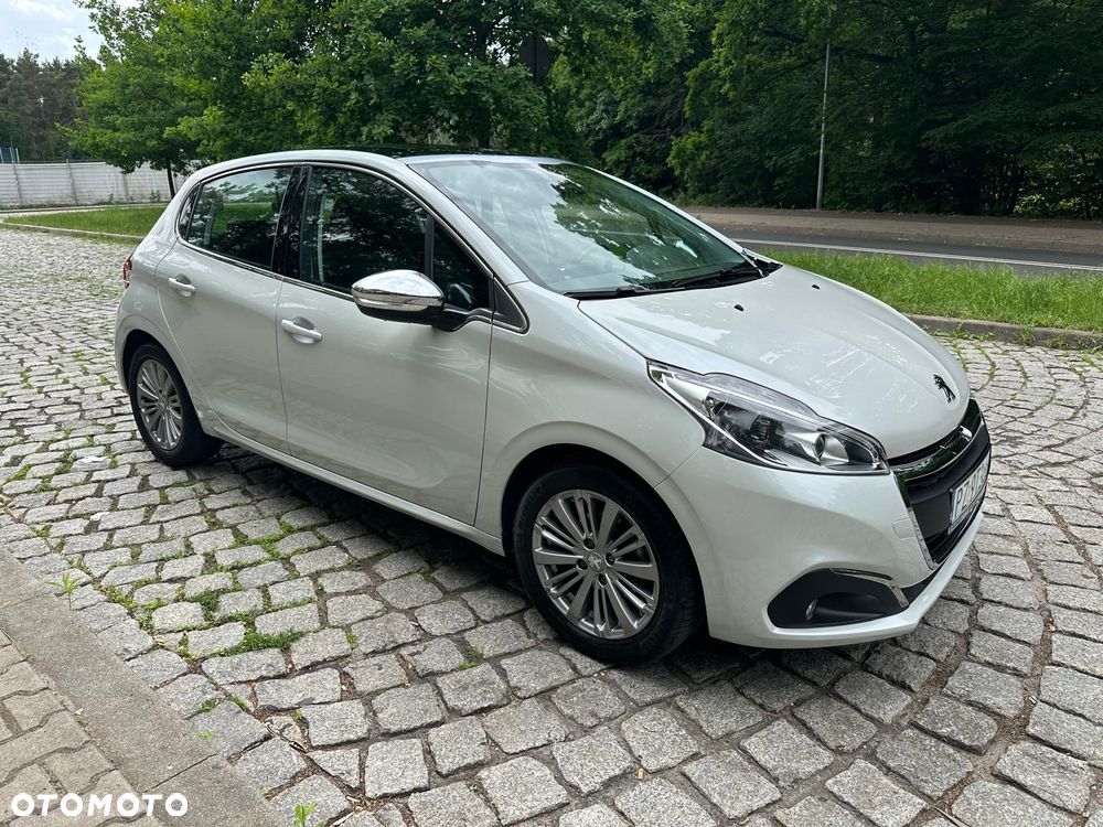 Peugeot 208 1.2 PureTech GPF Allure S&S EAT6 - 21