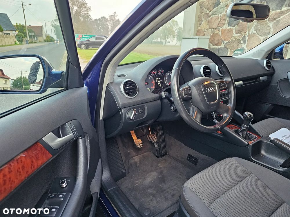 Audi A3 2.0 TDI Attraction - 11