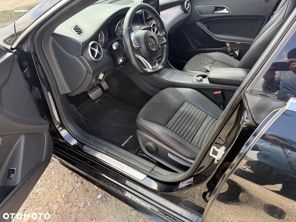 Mercedes-Benz CLA 200 d 7G-DCT SCORE - 11