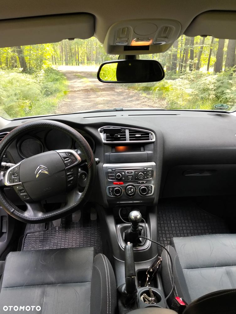 Citroën C4 e-HDi 110 Exclusive - 9