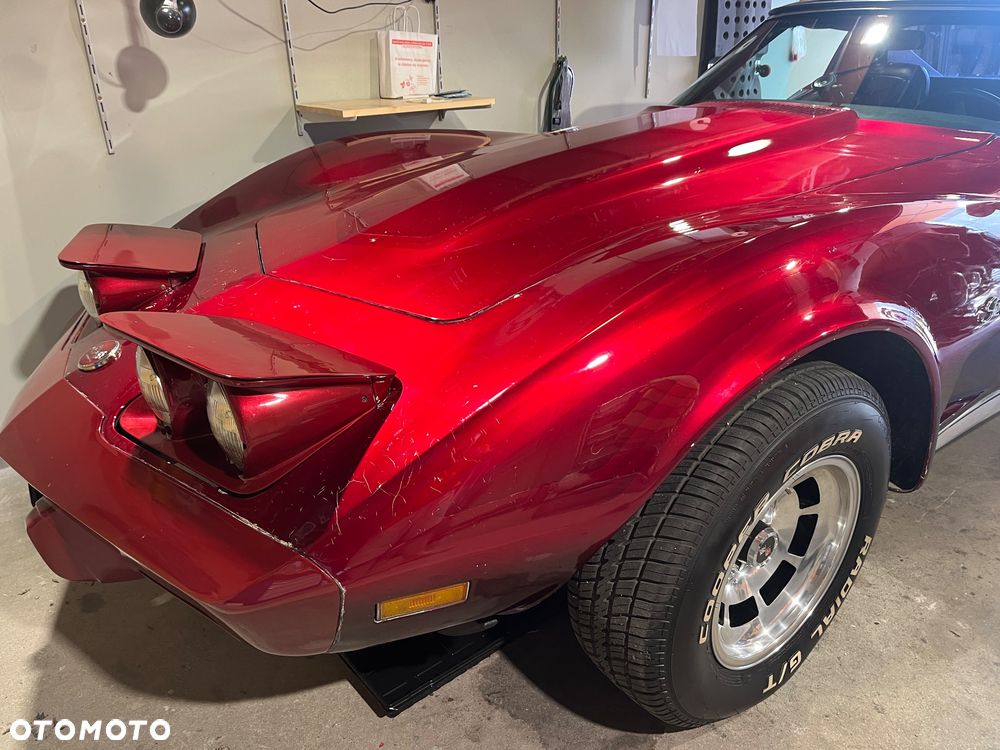 Chevrolet Corvette - 7