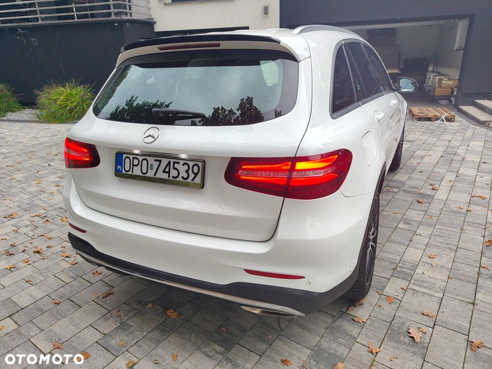 Mercedes-Benz GLC - 9