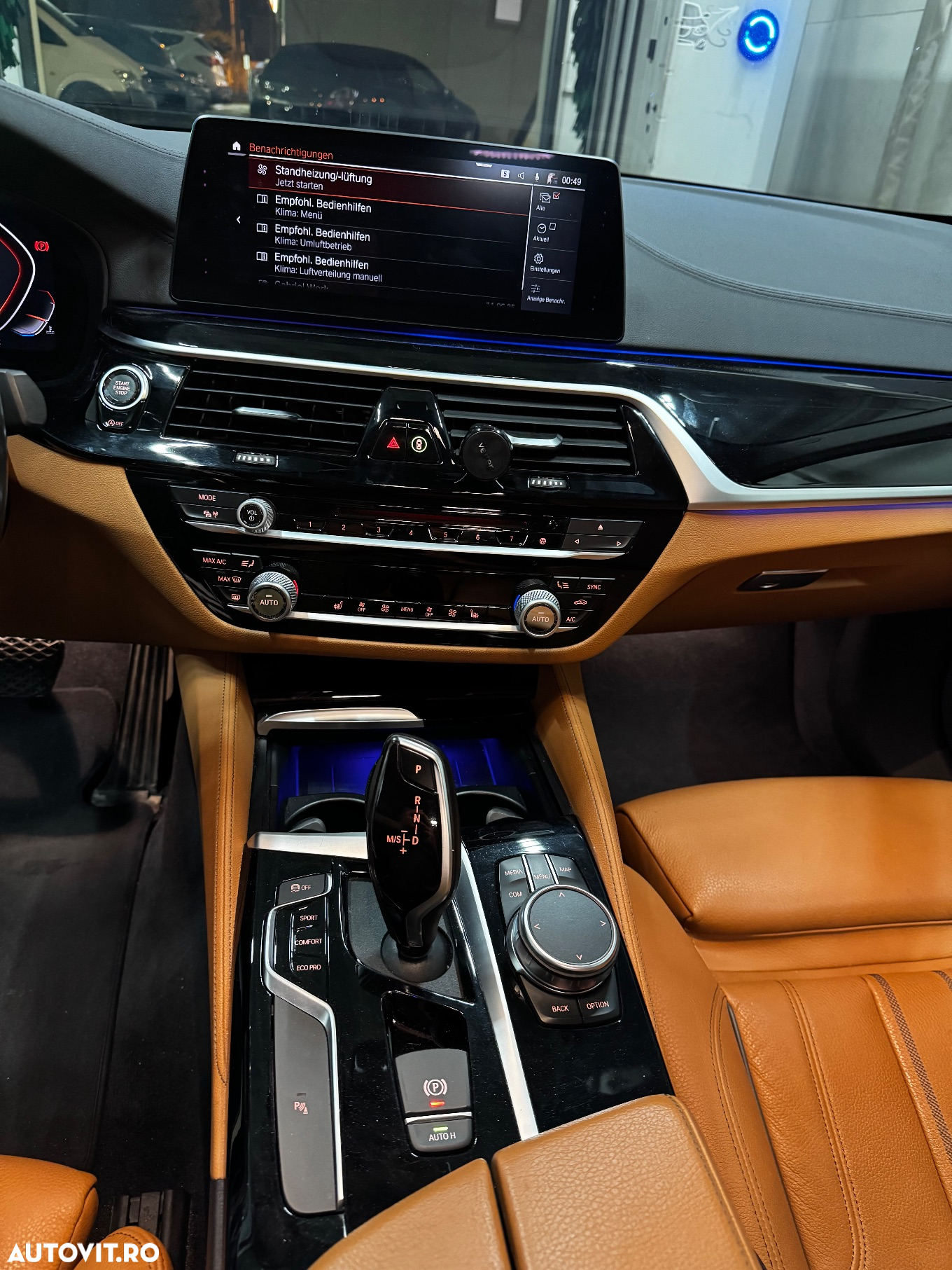 BMW Seria 5 530i Aut. Luxury Line - 35