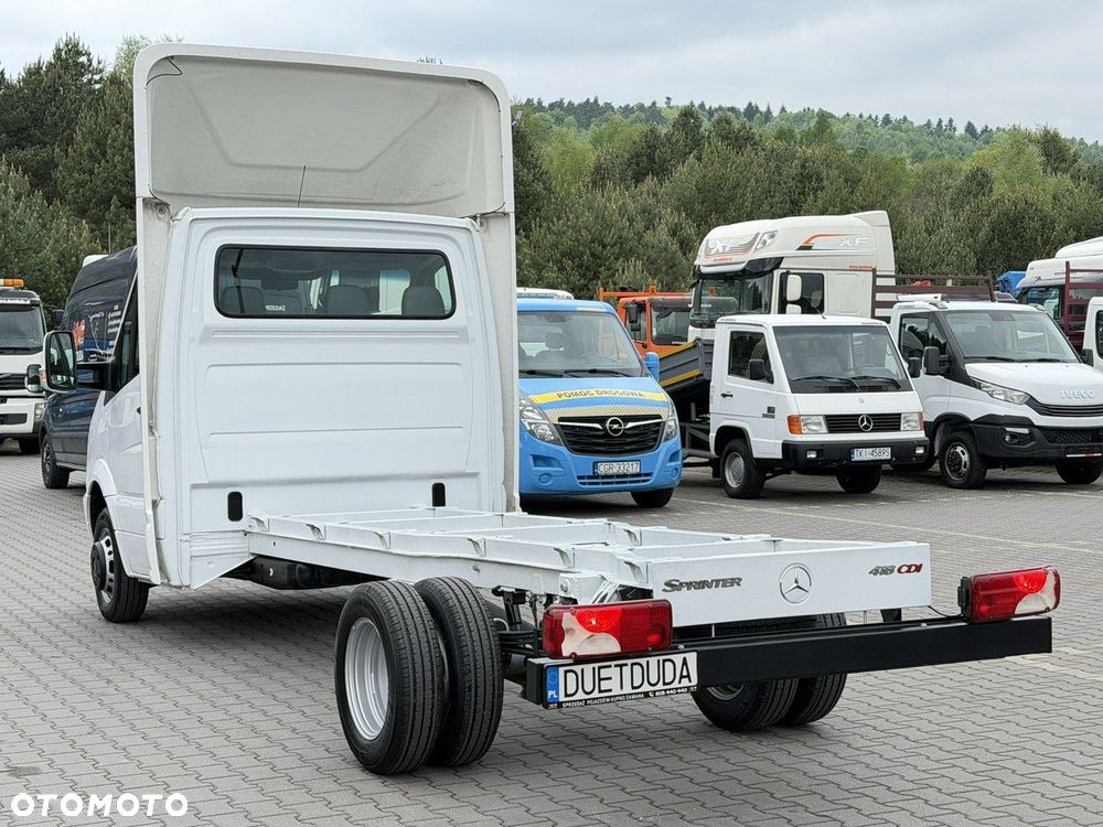 Mercedes-Benz Sprinter - 19