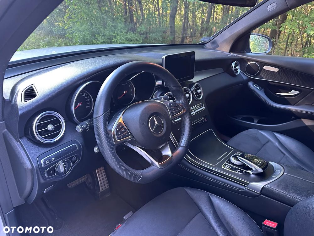 Mercedes-Benz GLC - 7